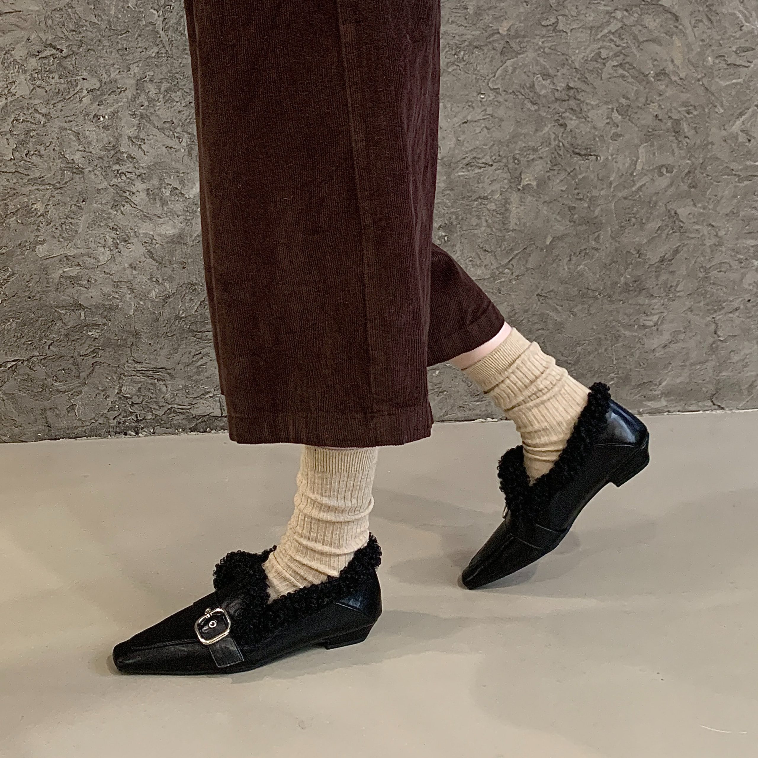 2025 New Winter Korean Square Toe Chunky Heel Furry Shoes Comfortable Deep Mouth Women's Shoes - Image 5