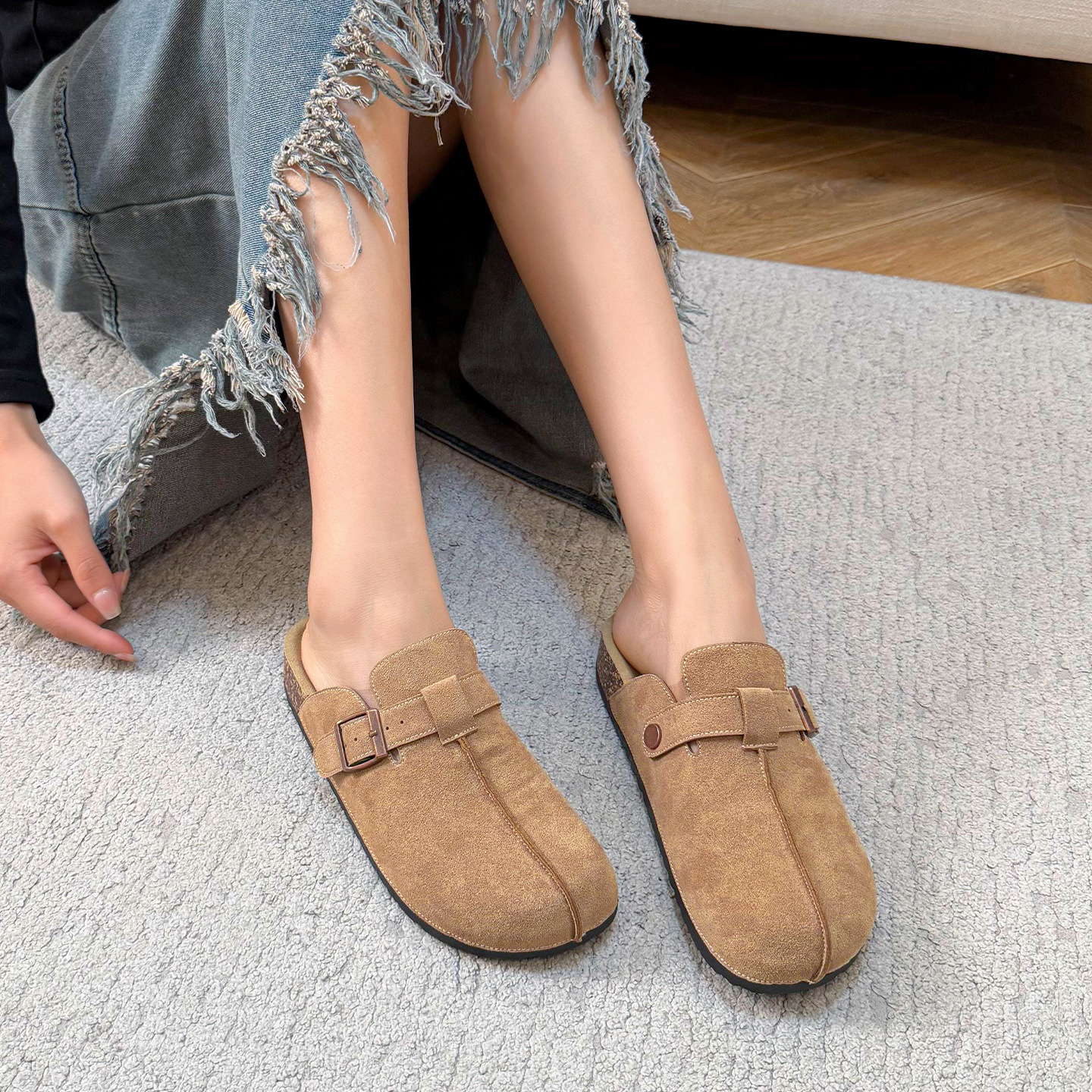 Women's Closed Toe Flat Slippers 2026 New Summer Fashion Casual Thick Sole Birkenstock Style - Image 3